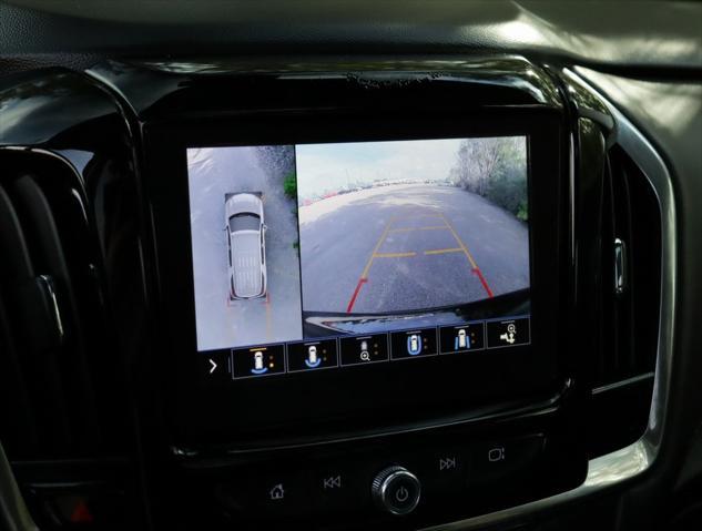 used 2020 Chevrolet Traverse car, priced at $31,298