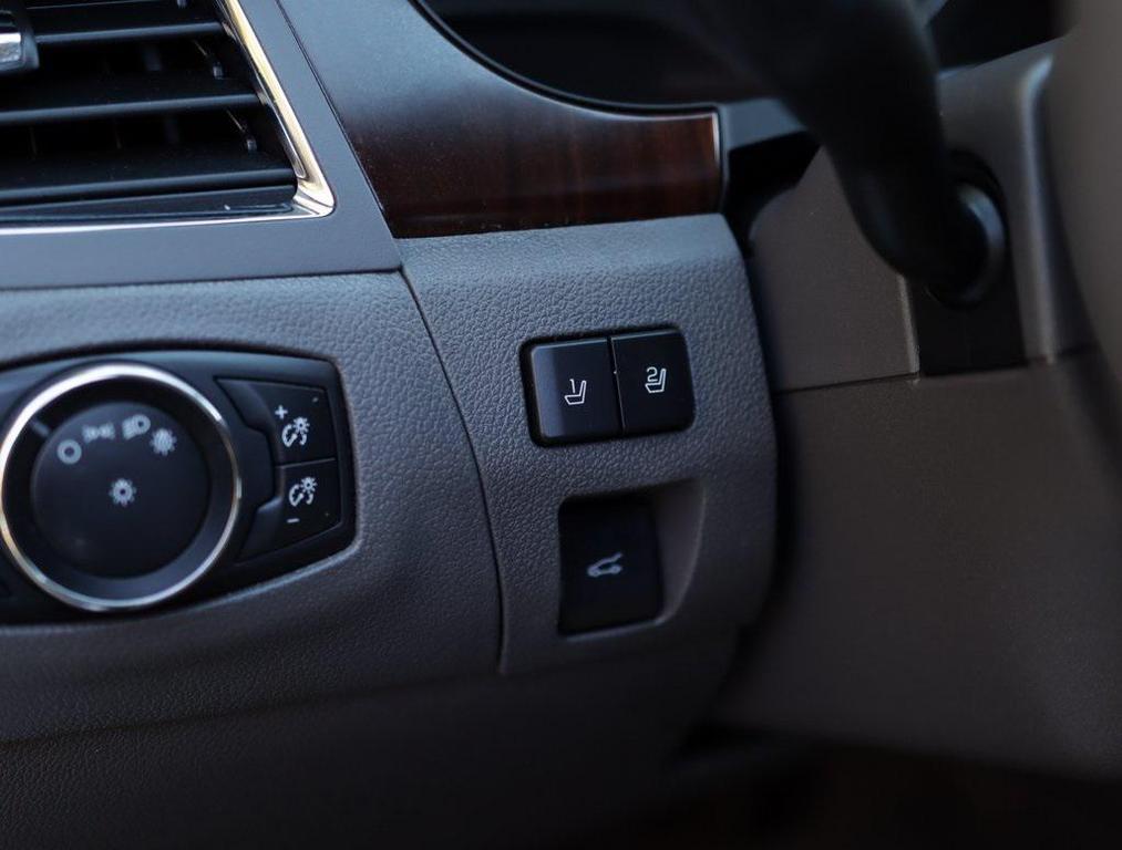 used 2013 Ford Edge car, priced at $11,925