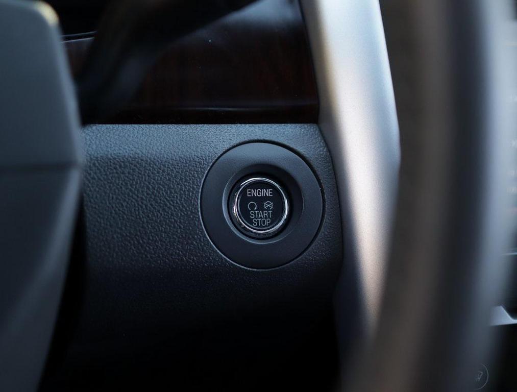 used 2013 Ford Edge car, priced at $11,925