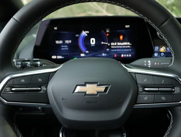 new 2025 Chevrolet Equinox EV car, priced at $35,790