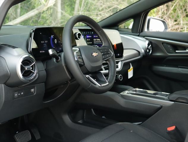 new 2025 Chevrolet Equinox EV car, priced at $35,790