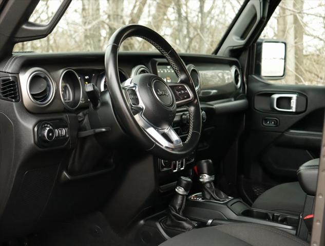 used 2020 Jeep Wrangler Unlimited car, priced at $32,998