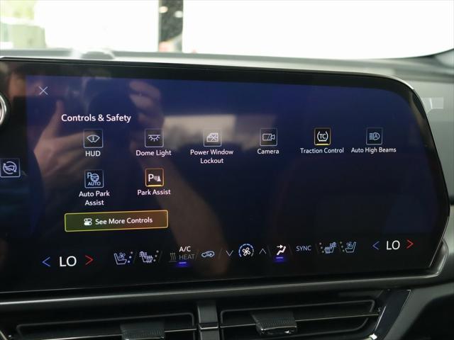 new 2025 Chevrolet Equinox EV car, priced at $51,995