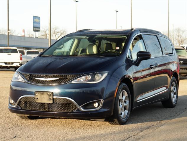 used 2017 Chrysler Pacifica car, priced at $15,998