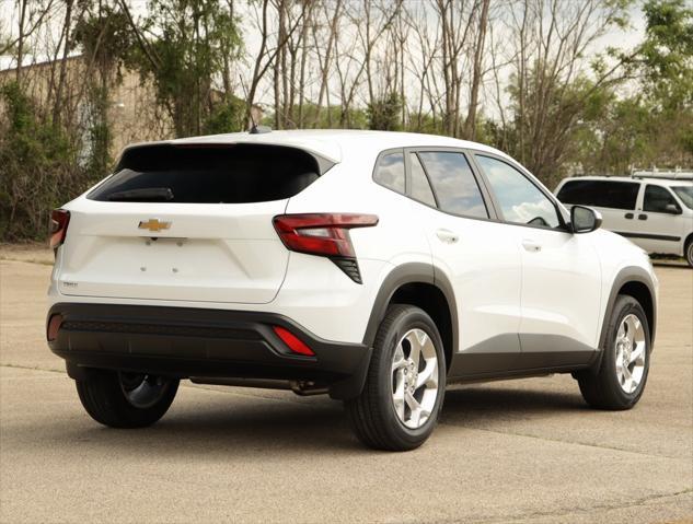 new 2025 Chevrolet Trax car, priced at $22,835