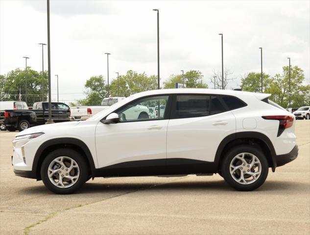 new 2025 Chevrolet Trax car, priced at $22,835