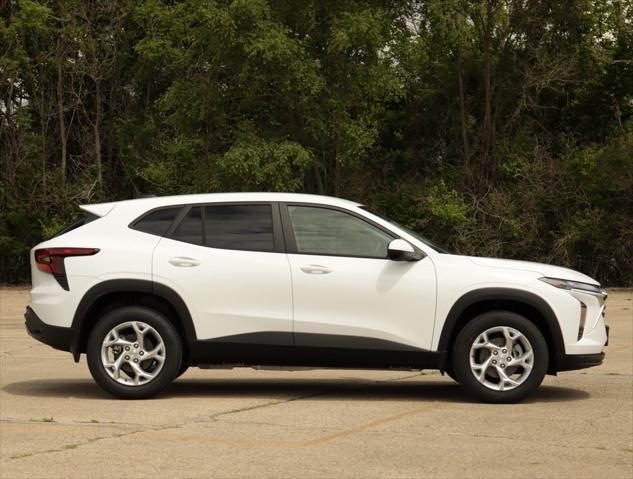 new 2025 Chevrolet Trax car, priced at $22,835