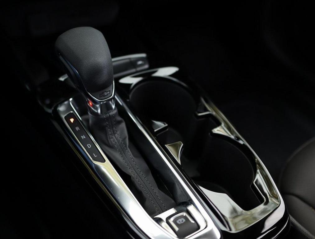 new 2026 Chevrolet Trax car, priced at $27,995