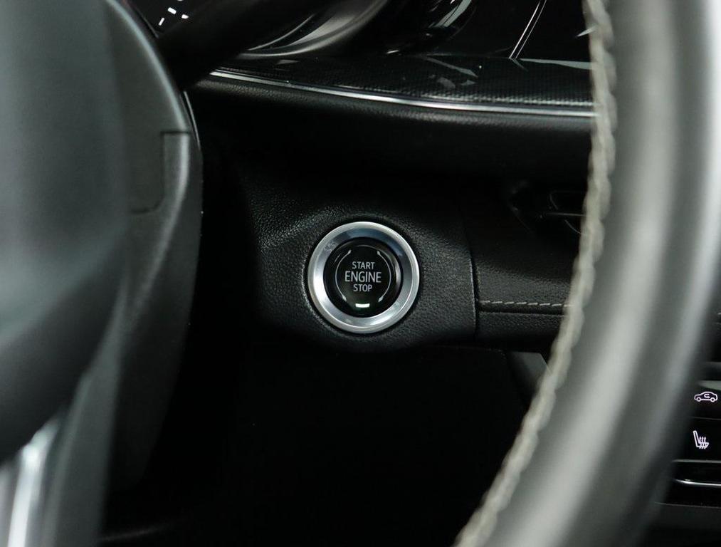used 2023 Buick Envision car, priced at $28,998