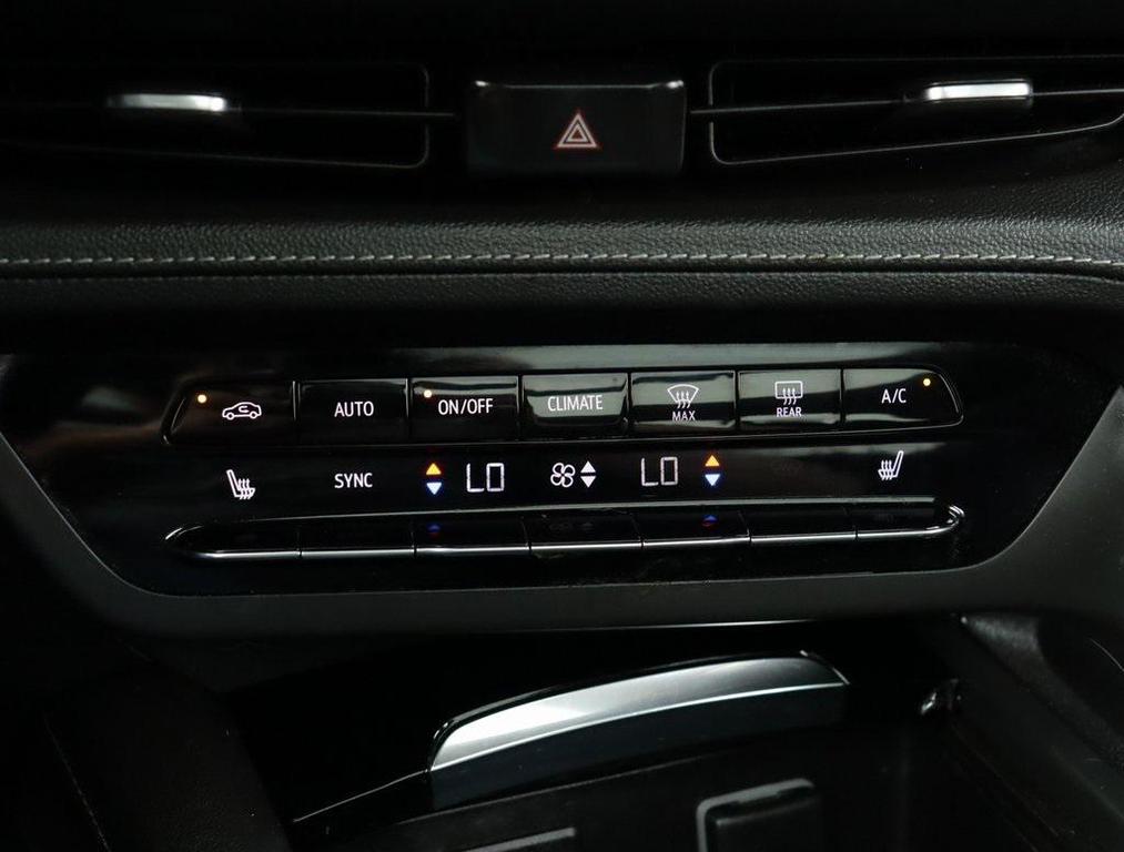 used 2023 Buick Envision car, priced at $28,998