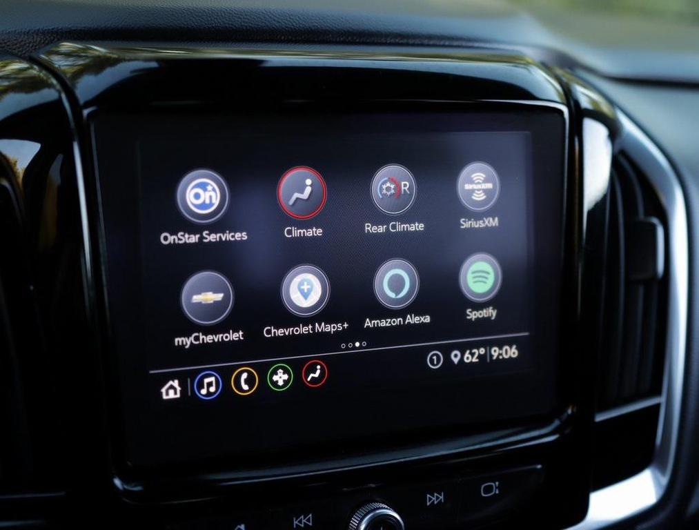 used 2020 Chevrolet Traverse car, priced at $19,998