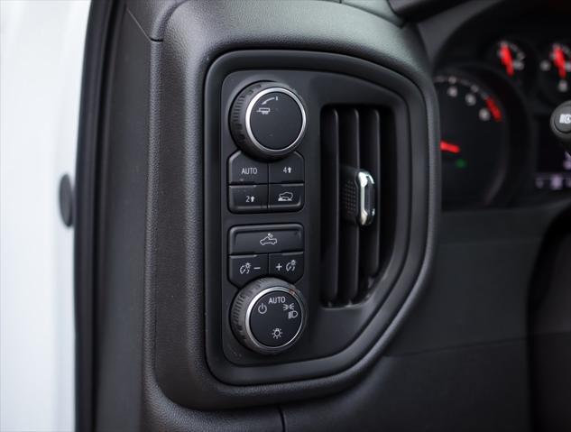 new 2025 Chevrolet Silverado 1500 car, priced at $42,160