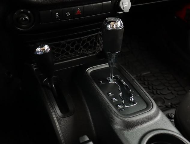used 2015 Jeep Wrangler Unlimited car, priced at $18,798