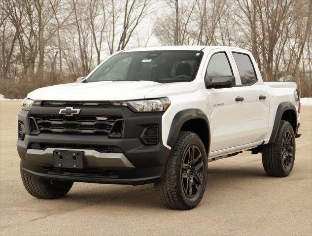 new 2025 Chevrolet Colorado car, priced at $40,995