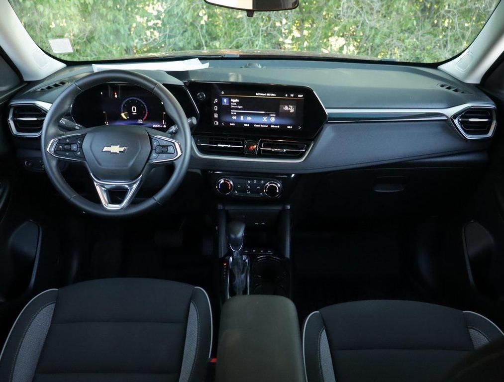 used 2024 Chevrolet TrailBlazer car, priced at $24,942