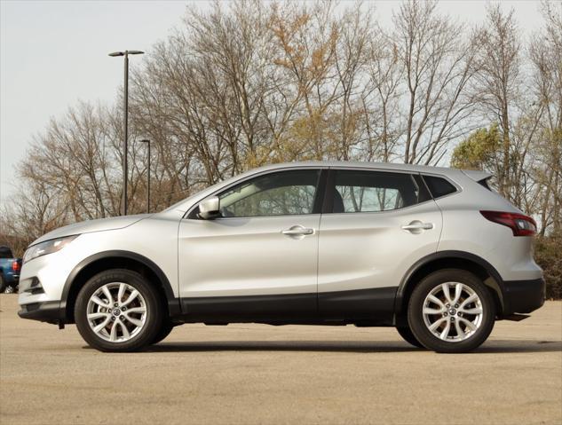 used 2022 Nissan Rogue Sport car, priced at $16,798