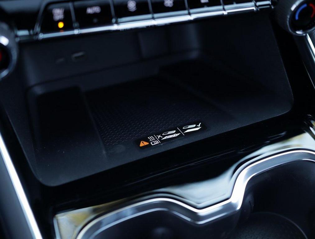 new 2026 Chevrolet Traverse car, priced at $55,995