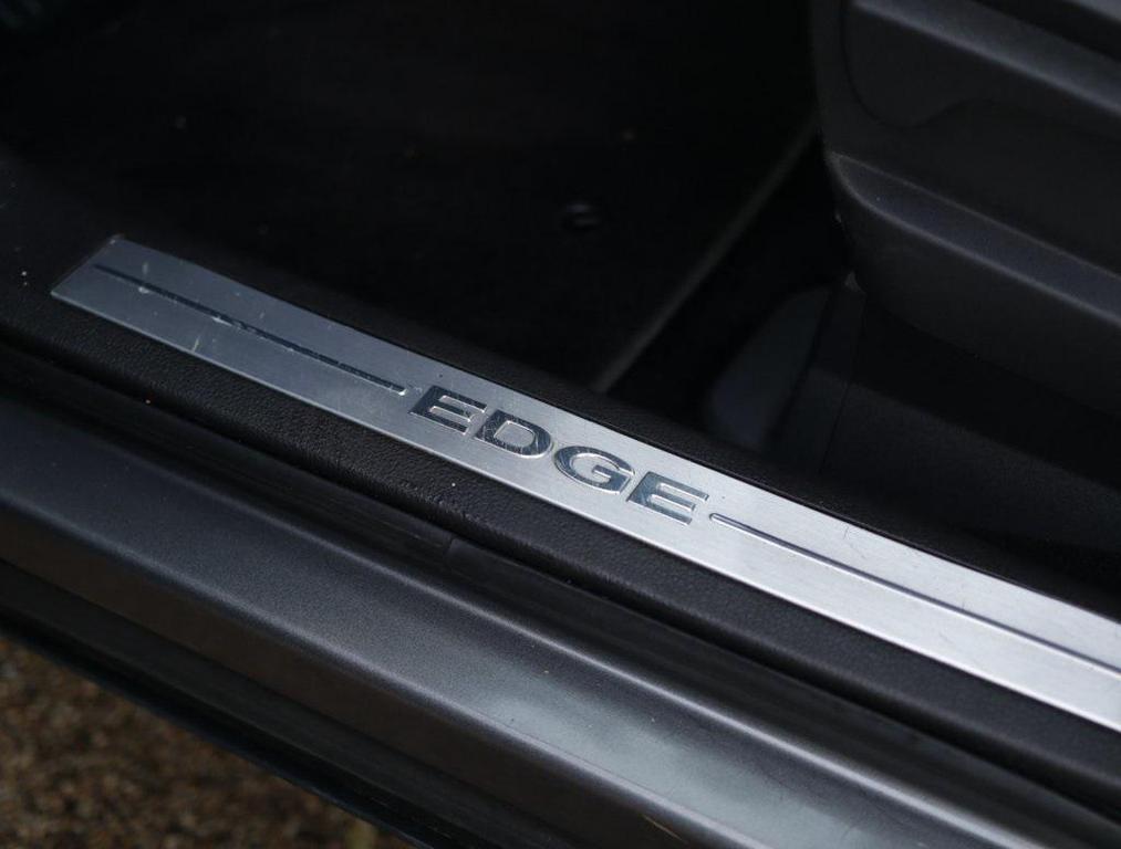 used 2009 Ford Edge car, priced at $6,995