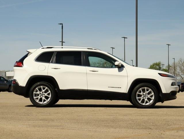 used 2016 Jeep Cherokee car, priced at $13,994