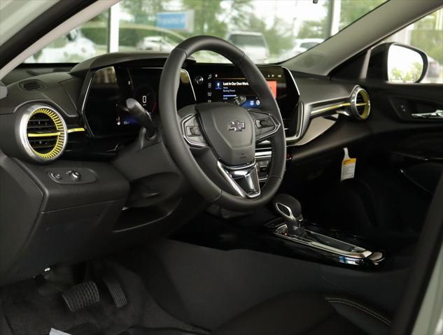 new 2025 Chevrolet Trax car, priced at $27,350