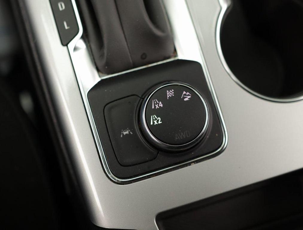 used 2025 Chevrolet Blazer car, priced at $30,796