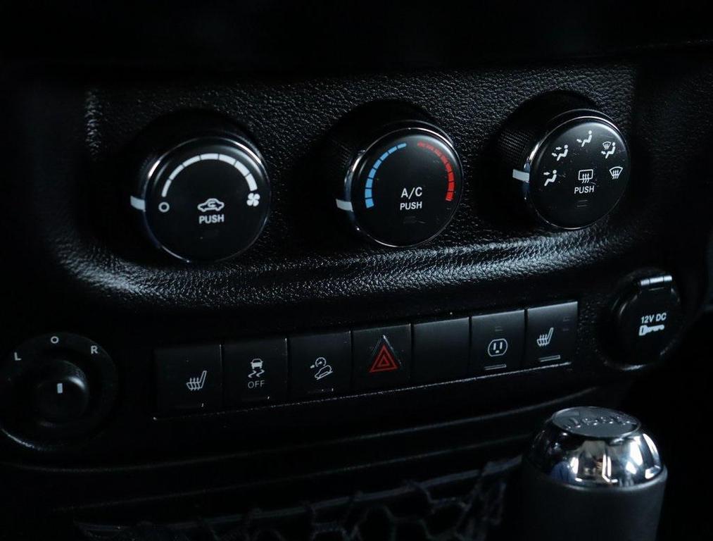 used 2015 Jeep Wrangler Unlimited car, priced at $20,998