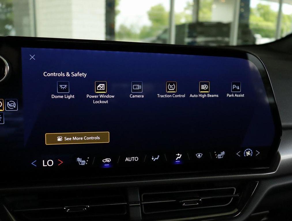 used 2025 Chevrolet Equinox EV car, priced at $31,895