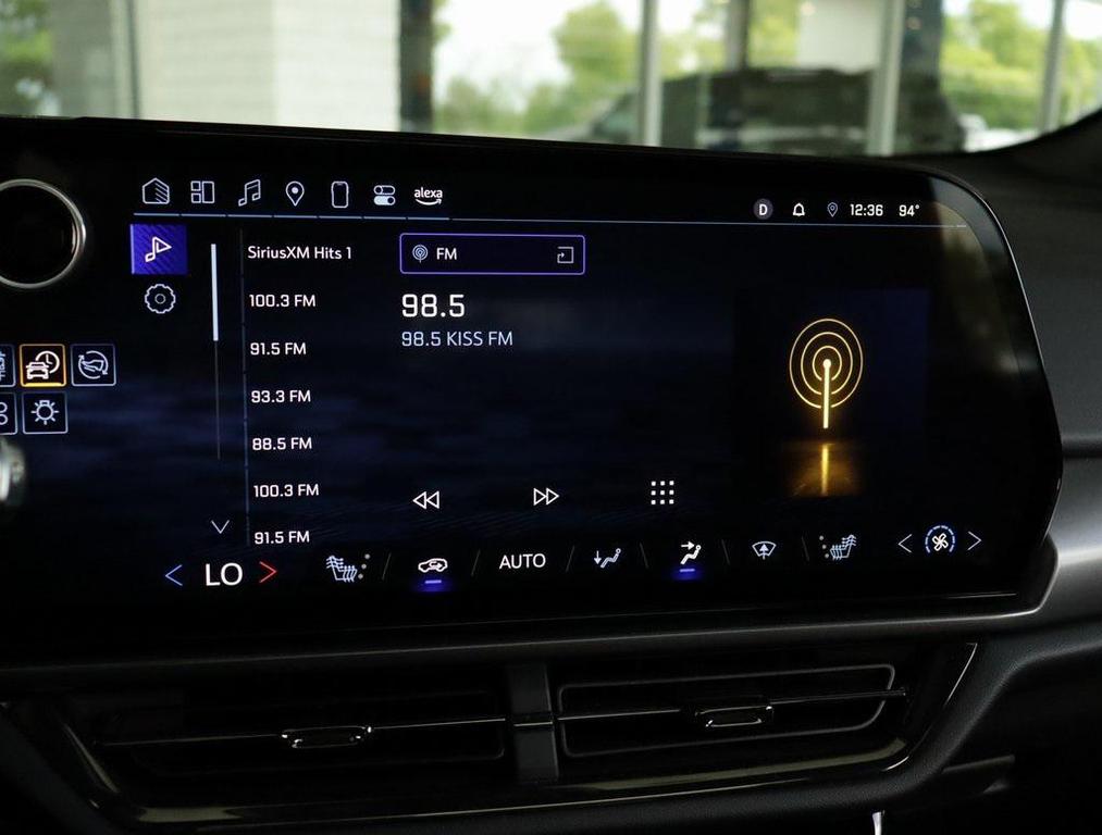 used 2025 Chevrolet Equinox EV car, priced at $31,895