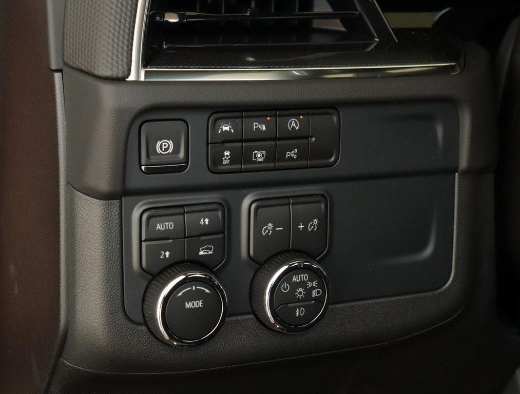 new 2025 Chevrolet Tahoe car, priced at $75,215