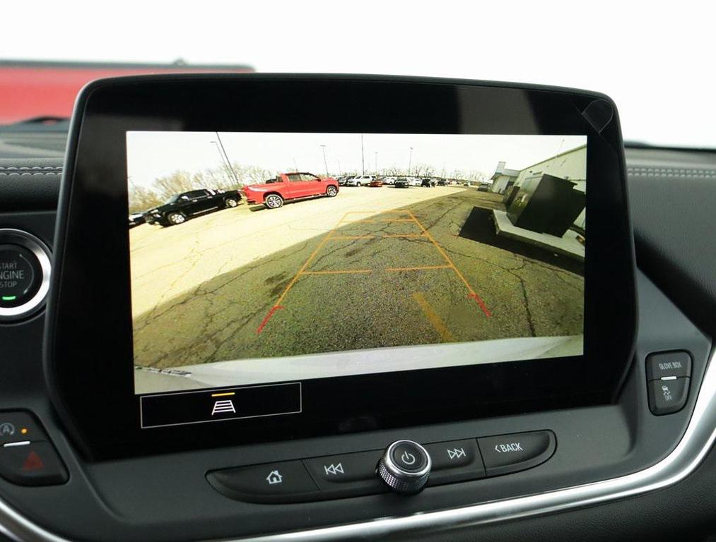 new 2025 Chevrolet Blazer car, priced at $31,992