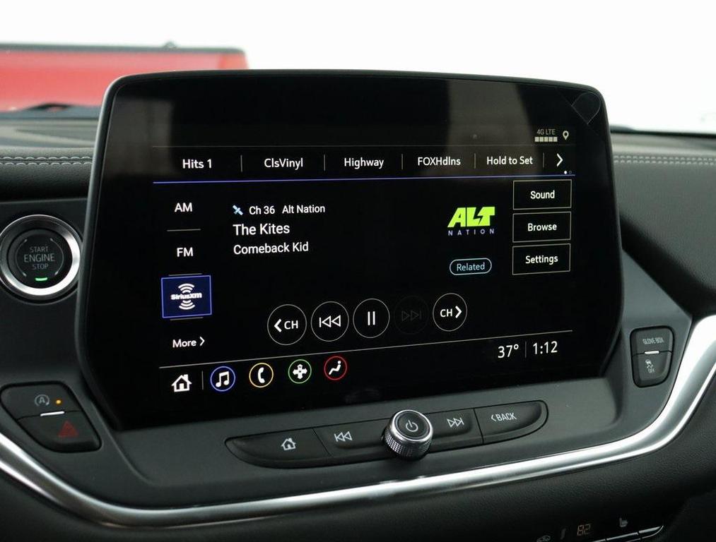 new 2025 Chevrolet Blazer car, priced at $31,992