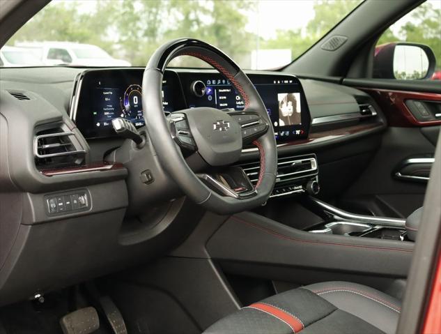 used 2024 Chevrolet Traverse car, priced at $53,998