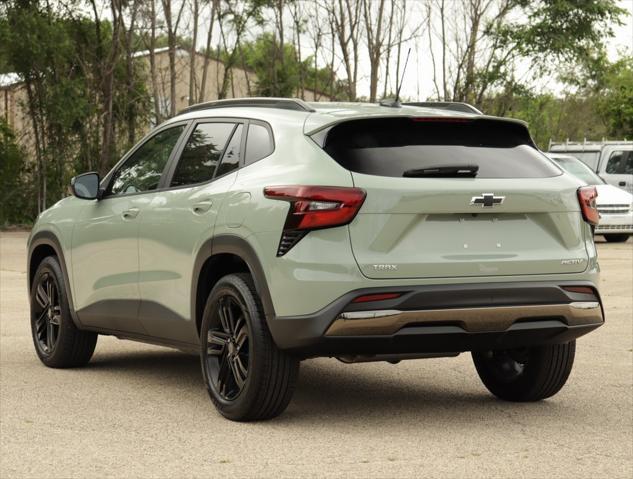 new 2025 Chevrolet Trax car, priced at $27,350