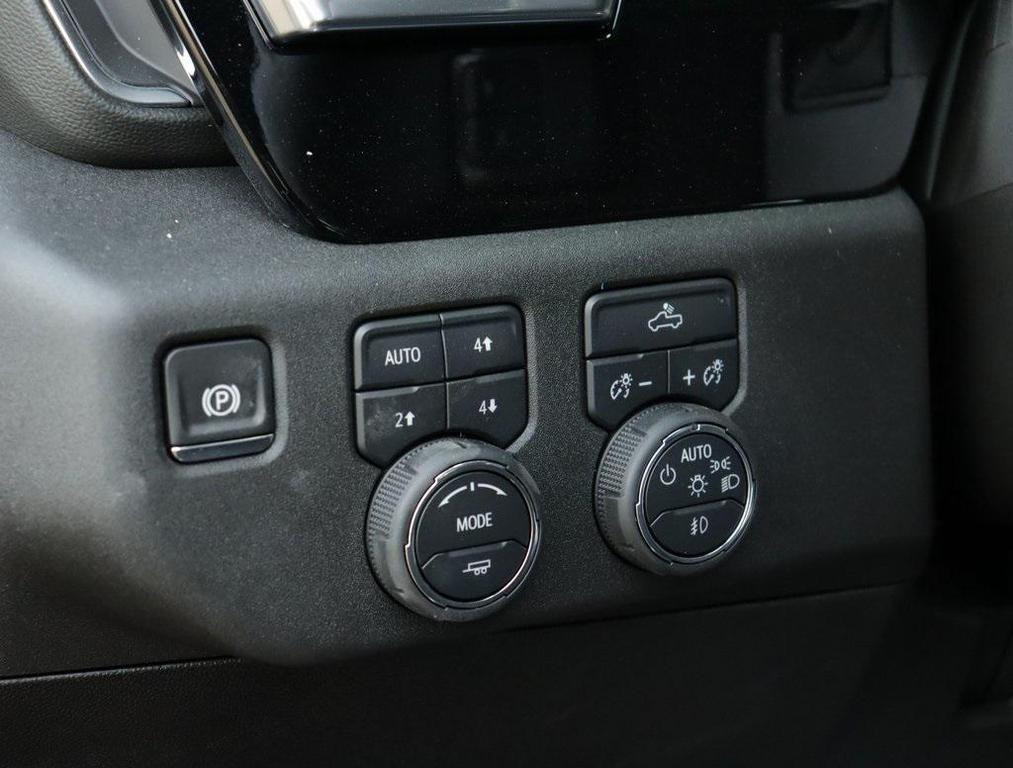 new 2025 Chevrolet Silverado 1500 car, priced at $60,925