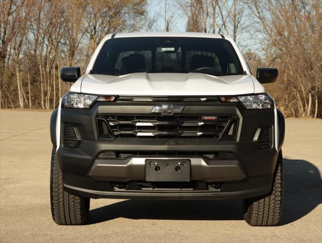 new 2024 Chevrolet Colorado car, priced at $40,500