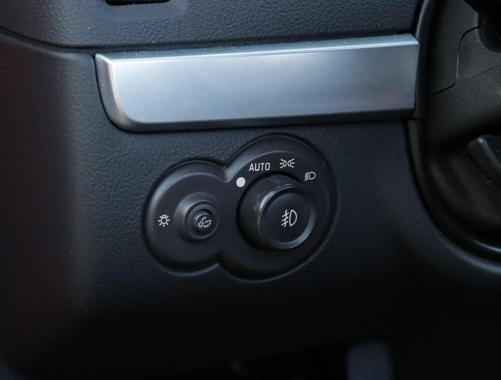 used 2005 Chevrolet SSR car, priced at $26,953