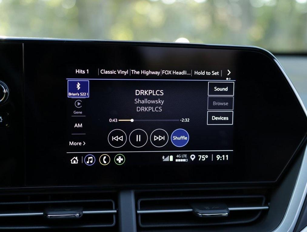 new 2025 Chevrolet Trax car, priced at $24,570
