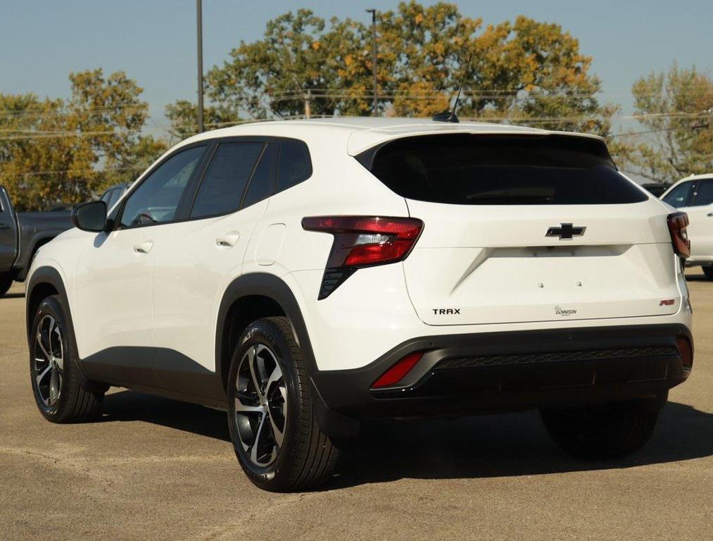 new 2025 Chevrolet Trax car, priced at $24,570