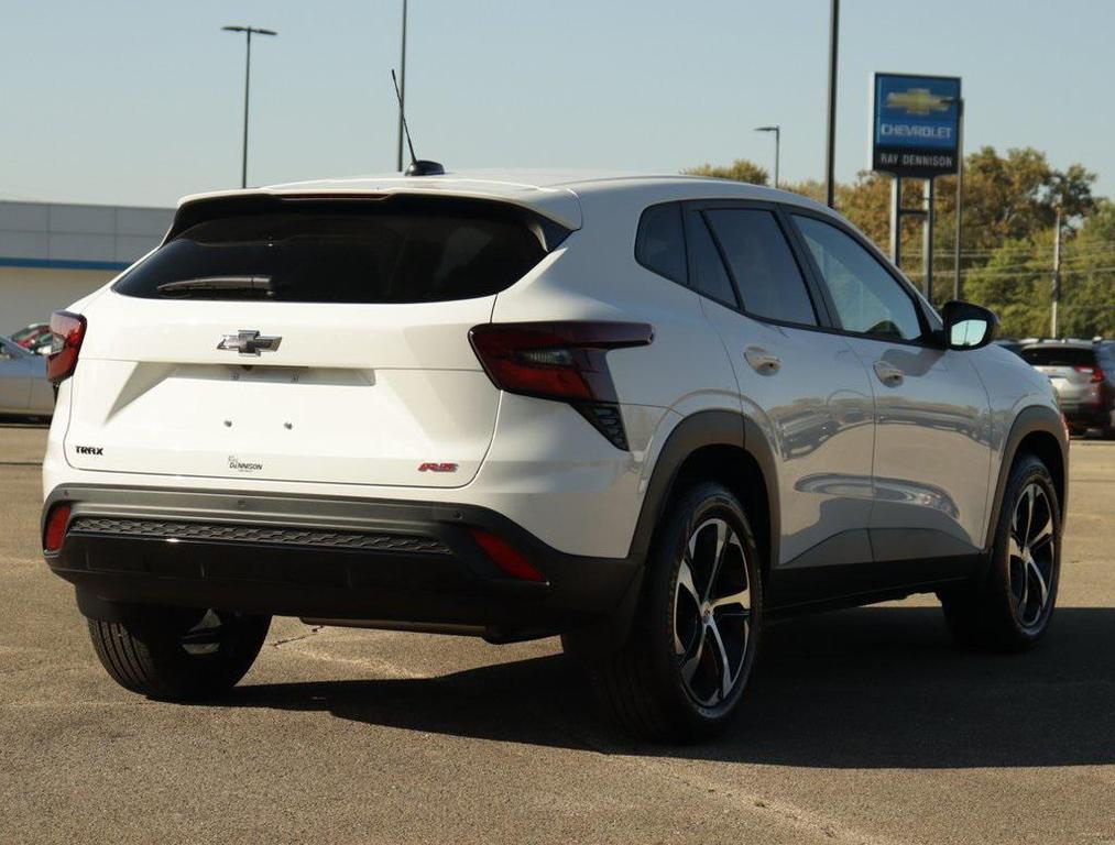 new 2025 Chevrolet Trax car, priced at $24,570