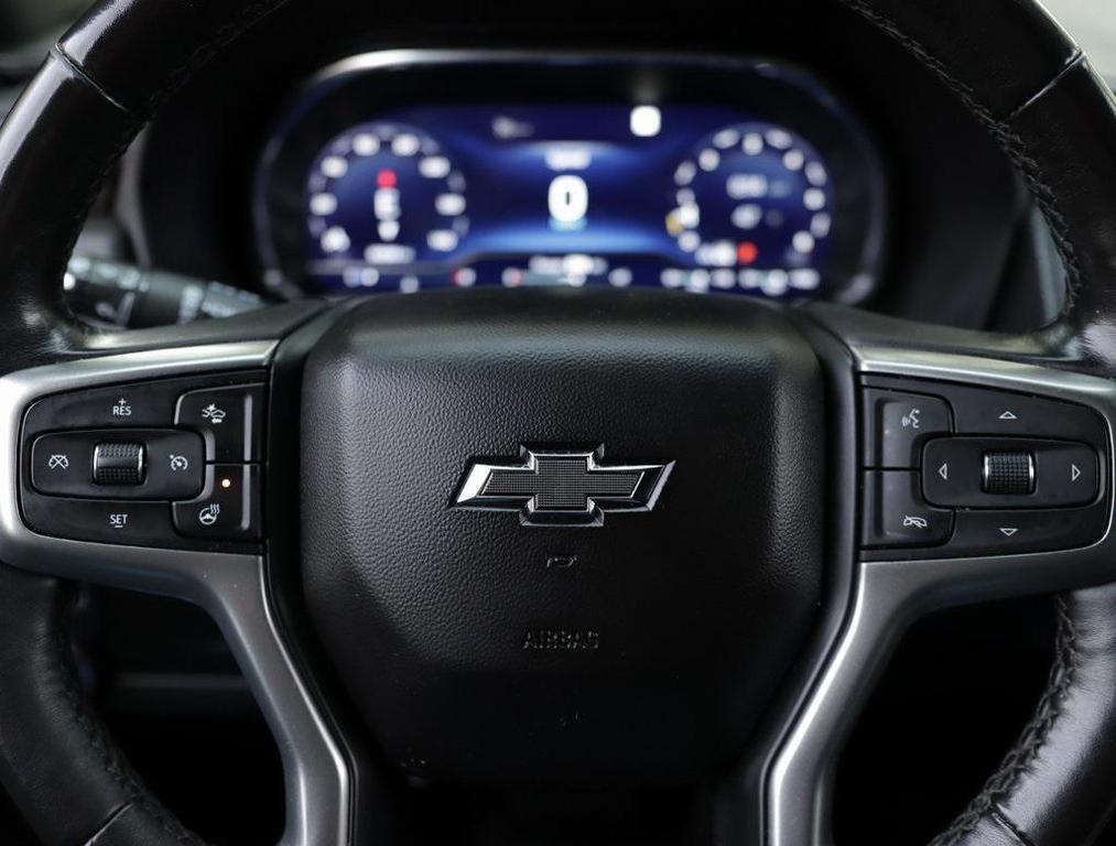 used 2022 Chevrolet Suburban car, priced at $45,899