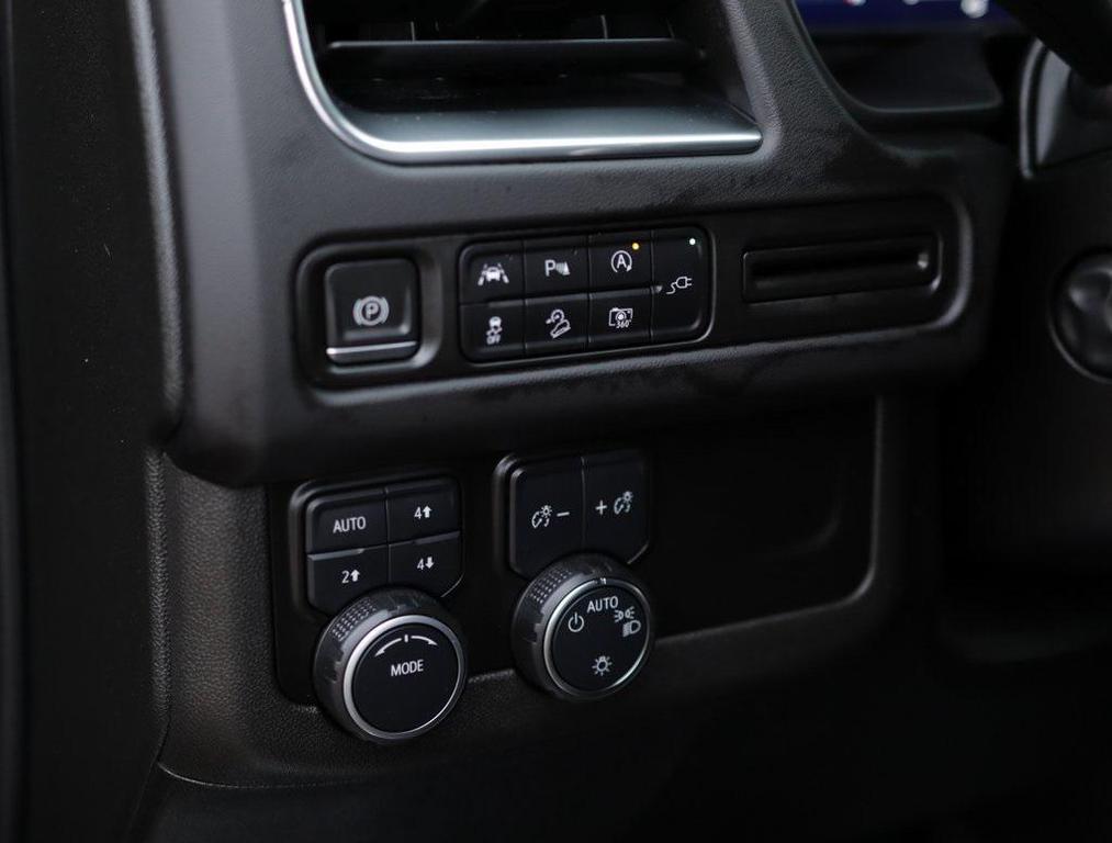 used 2022 Chevrolet Suburban car, priced at $45,899