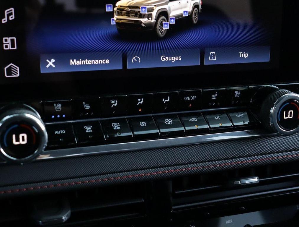 new 2025 Chevrolet Colorado car, priced at $45,993