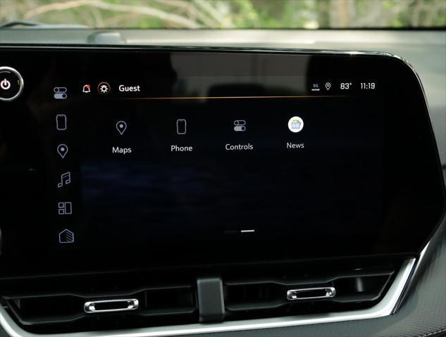 new 2026 Chevrolet Equinox car, priced at $29,990
