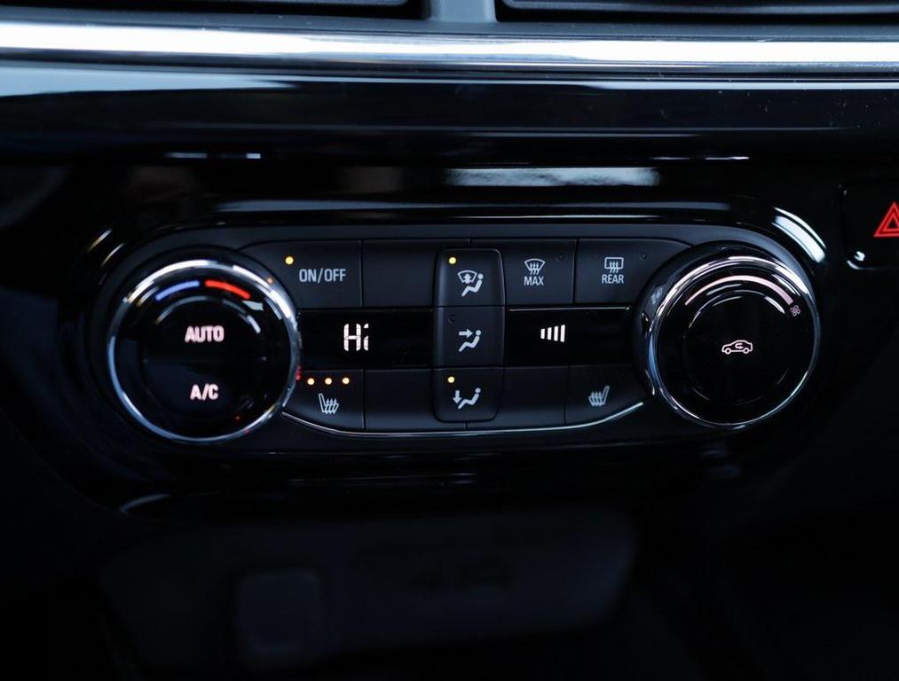 new 2026 Chevrolet Trax car, priced at $28,150