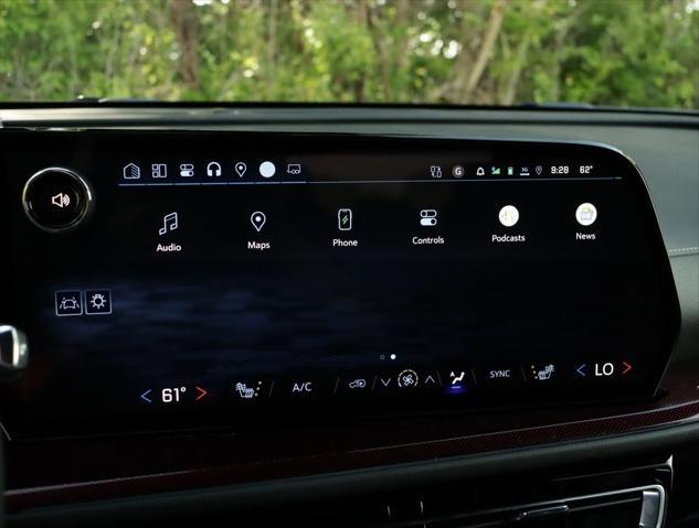 new 2025 Chevrolet Traverse car, priced at $52,435