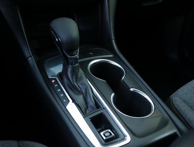 used 2024 Chevrolet Equinox car, priced at $22,798