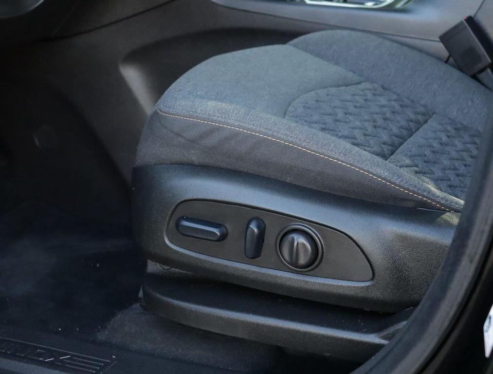 used 2024 Chevrolet Equinox car, priced at $22,195