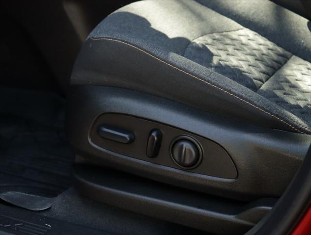 used 2024 Chevrolet Equinox car, priced at $24,398