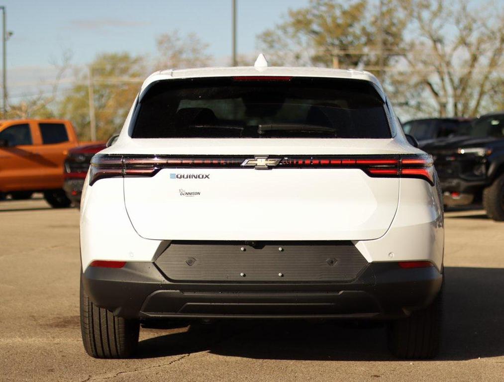 new 2026 Chevrolet Equinox EV car, priced at $37,165
