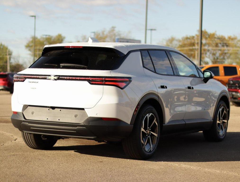 new 2026 Chevrolet Equinox EV car, priced at $37,165